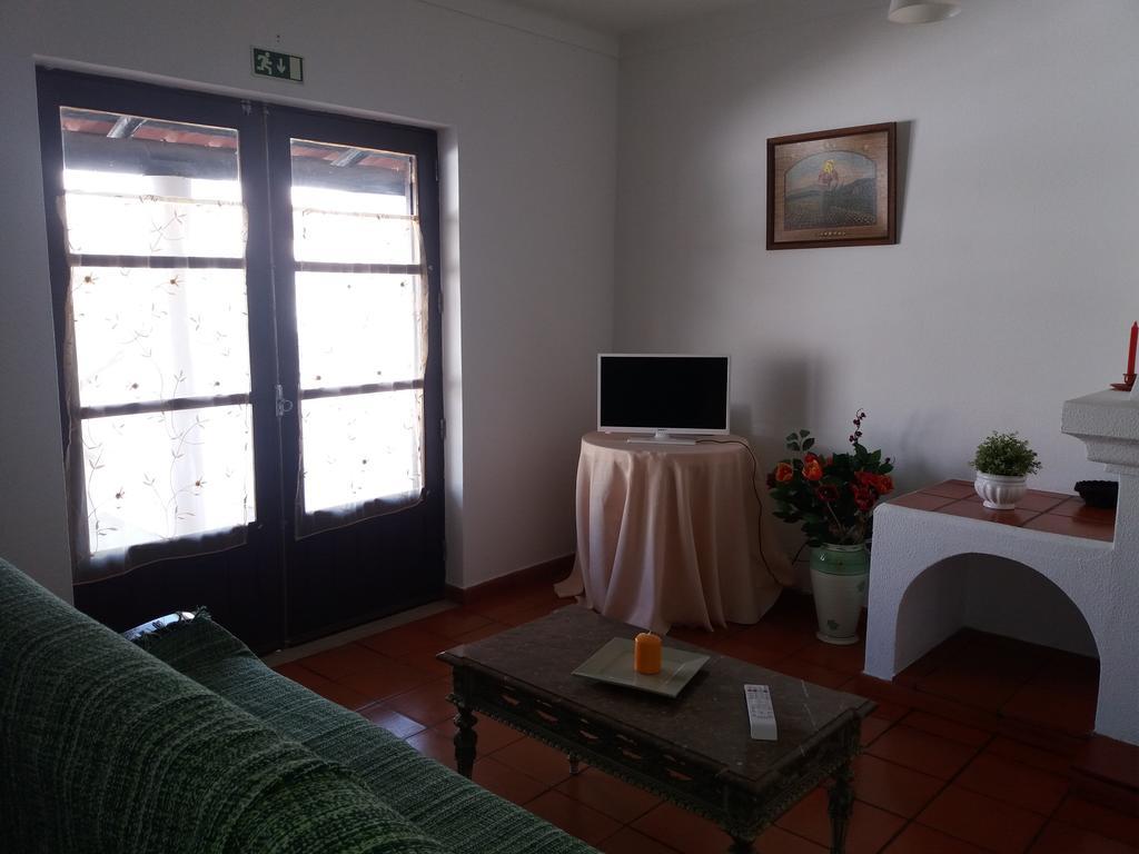 Alojamentos Vitinho 2 - Vila Nova Milfontes Vila Nova de Milfontes Exterior foto