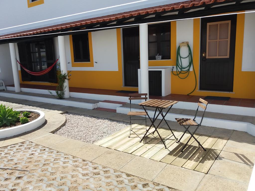 Alojamentos Vitinho 2 - Vila Nova Milfontes Vila Nova de Milfontes Exterior foto